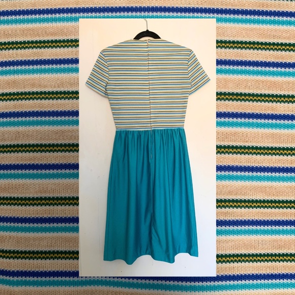 Vintage 70s short sleeve striped a-line dress with matching jacket size S - Picture 2 of 8